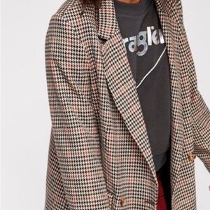 Free people Boyfriend uptown girl Houndstooth Blazer coat size small.